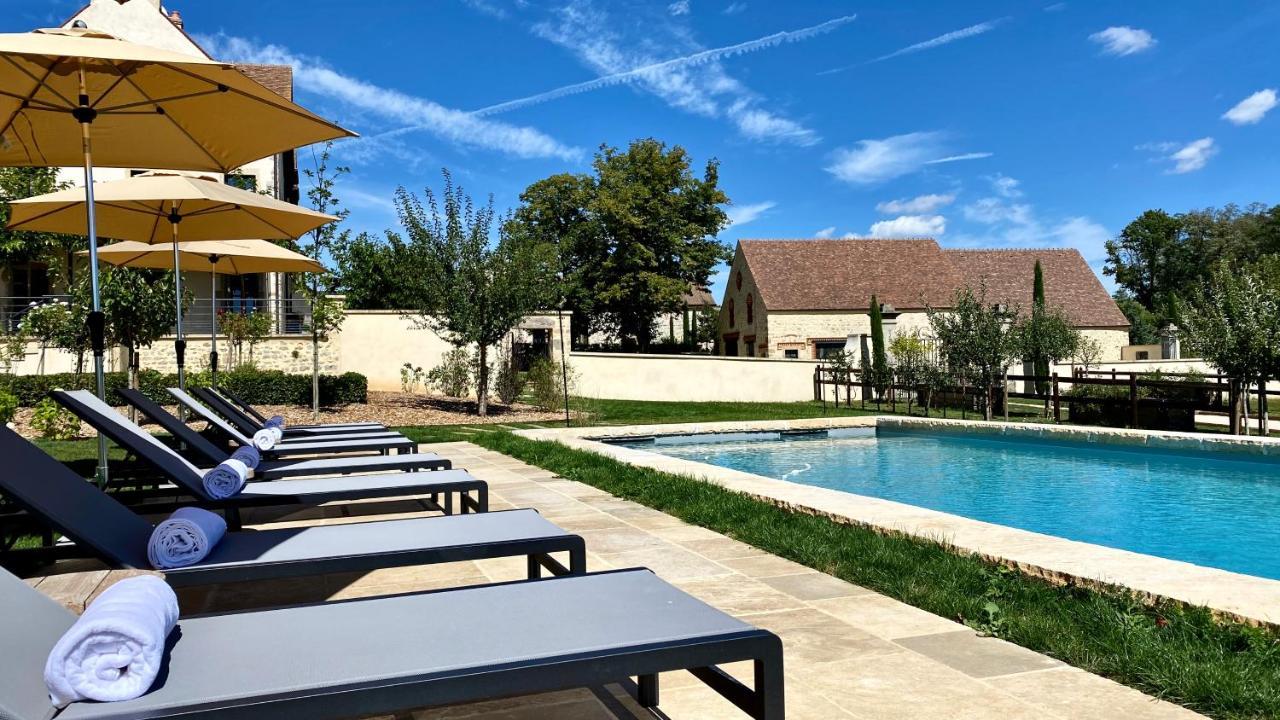 Domaine de Rymska - Relais&Châteaux Saint-Jean-de-Trezy Exterior foto